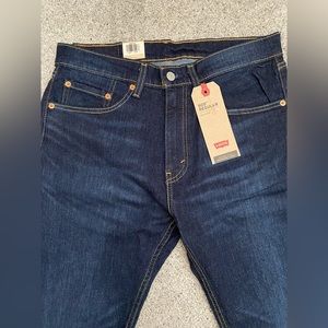 listing-status-banner